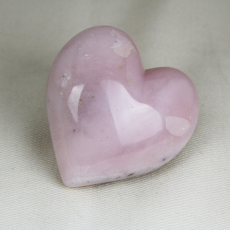 beautifull Pink opal heart with perfect shape and superior polish