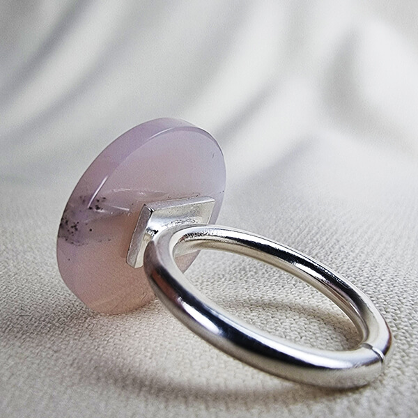 Collection Orbita: silver ring with Pink Opal disk